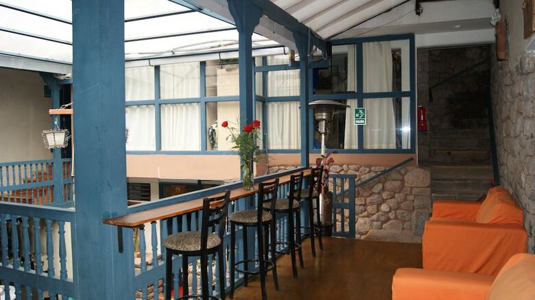 Hostal The Luxe Cusco Hostel
