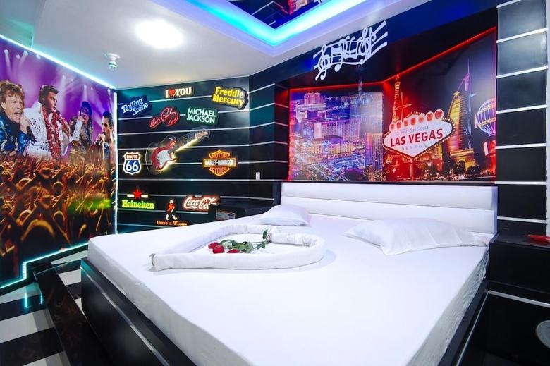 Hotel Mirage