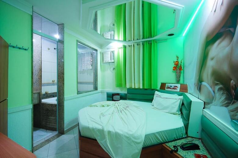 Hotel Mirage