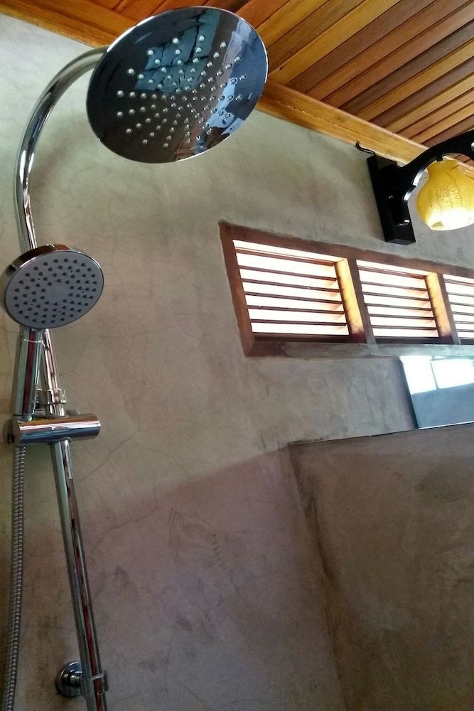 Hotel Rai Lung Tui Homestay