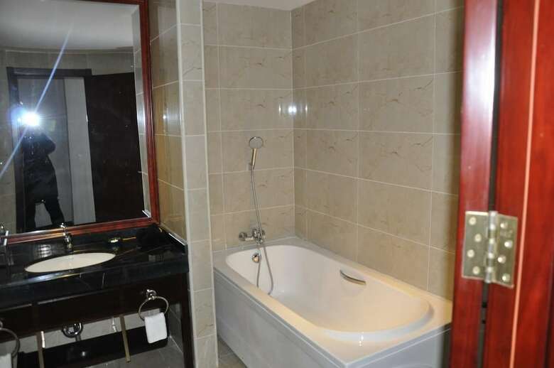 Joyful Rose International Hotel