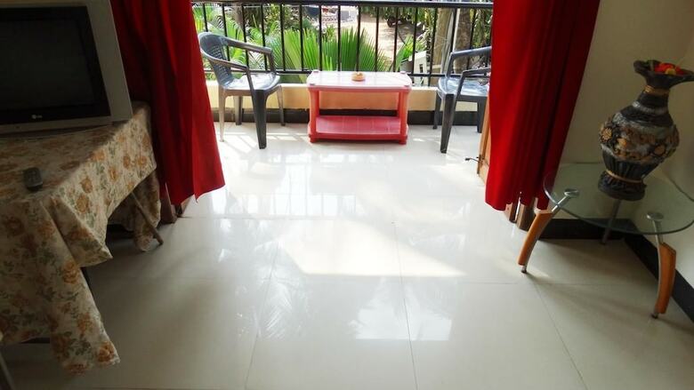 Aparthotel Prachi Holidays Home