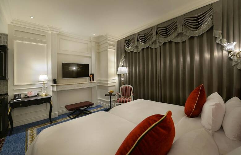 Golden Tulip Rs Boutique Hotel