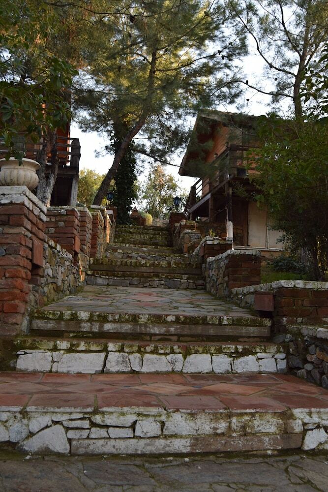 Hotel Kayserkaya Cottages & Camping