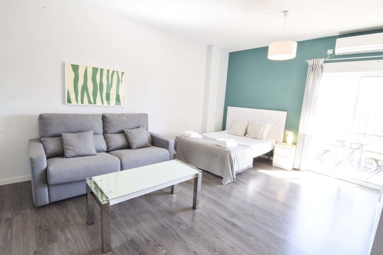Apartamentos Letmalaga Atarazanas Market