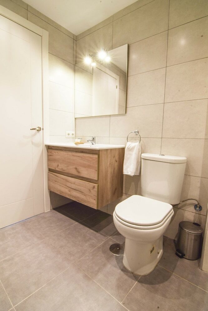 Apartamentos Letmalaga Atarazanas Market