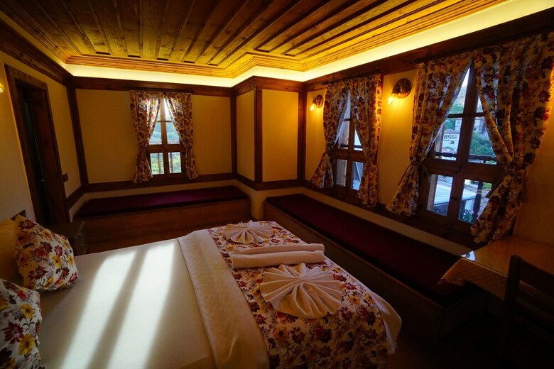 Yeni Konak Hotel