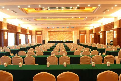 Oriental Hotel Tong Xiang