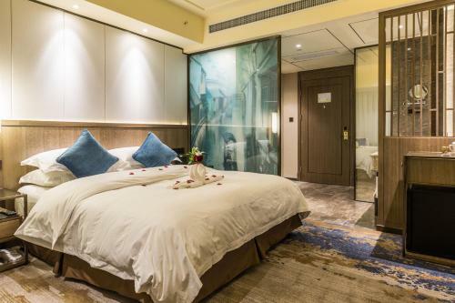 Oriental Hotel Tong Xiang