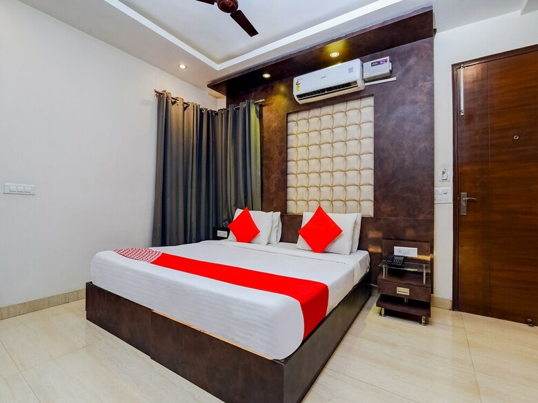 Hotel Oyo Flagship 757 Blite Golf Course Road