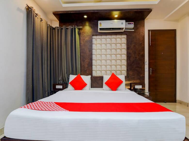 Hotel Oyo Flagship 757 Blite Golf Course Road