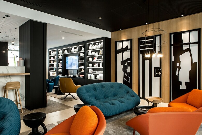 Hotel H�tel Mercure Paris 17 Batignolles
