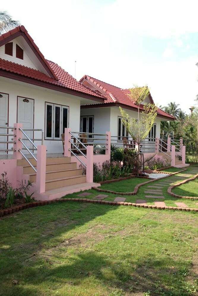 Hotel Baan Golden Resort
