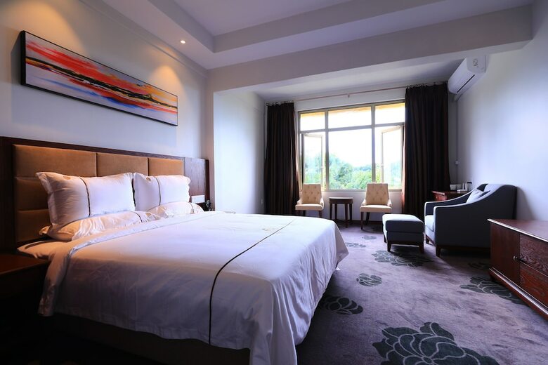 Tf Seaside Hotel
