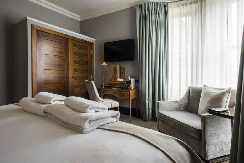 Kinnettles Hotel And Spa