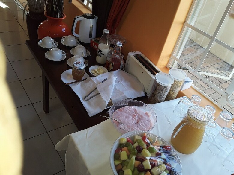 Vuya Nathi Bed & Breakfast