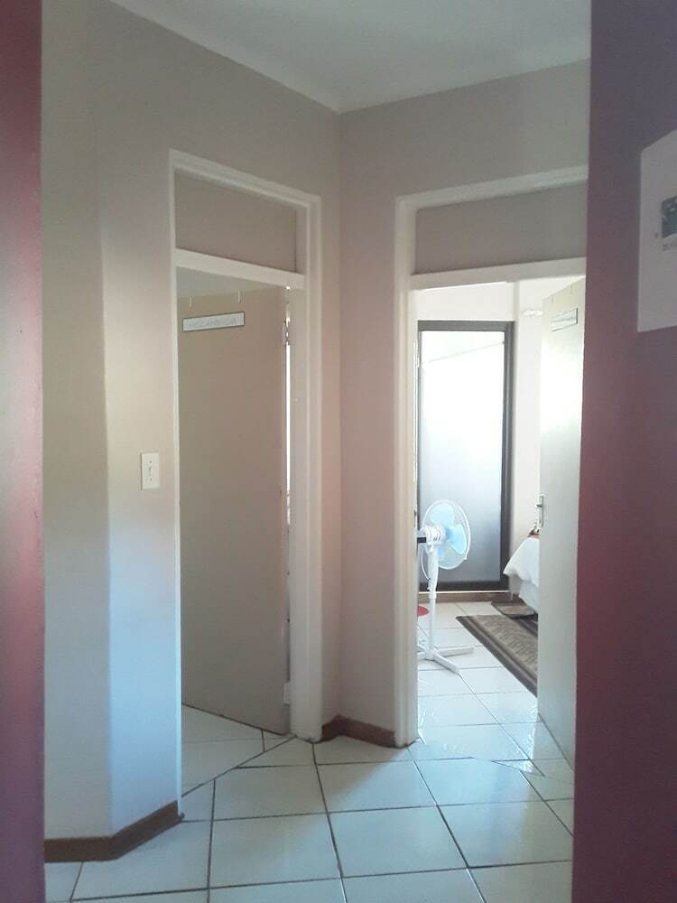 Vuya Nathi Bed & Breakfast
