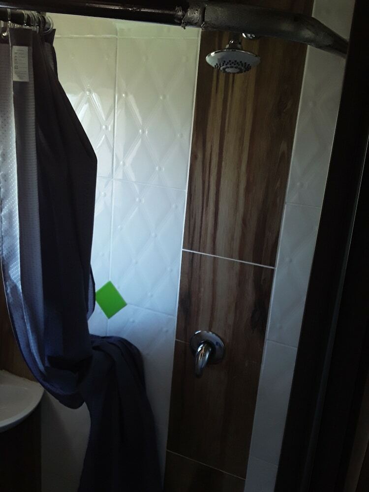 Vuya Nathi Bed & Breakfast