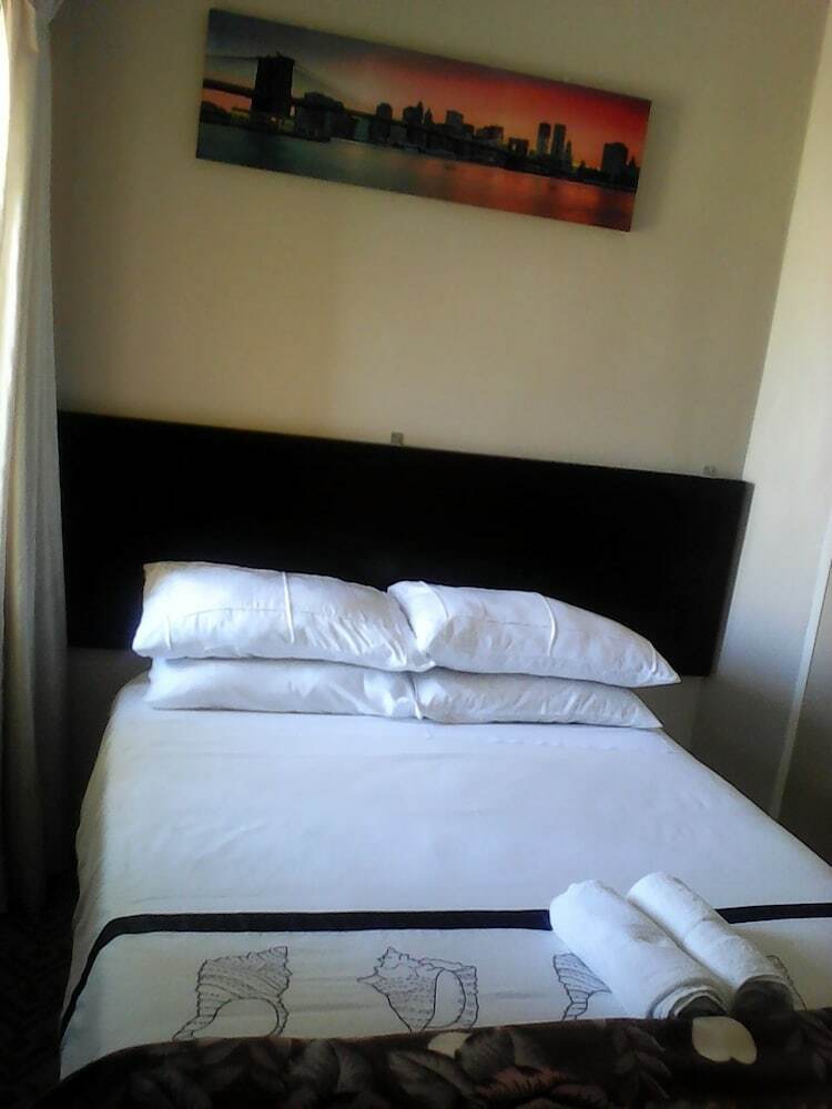 Vuya Nathi Bed & Breakfast