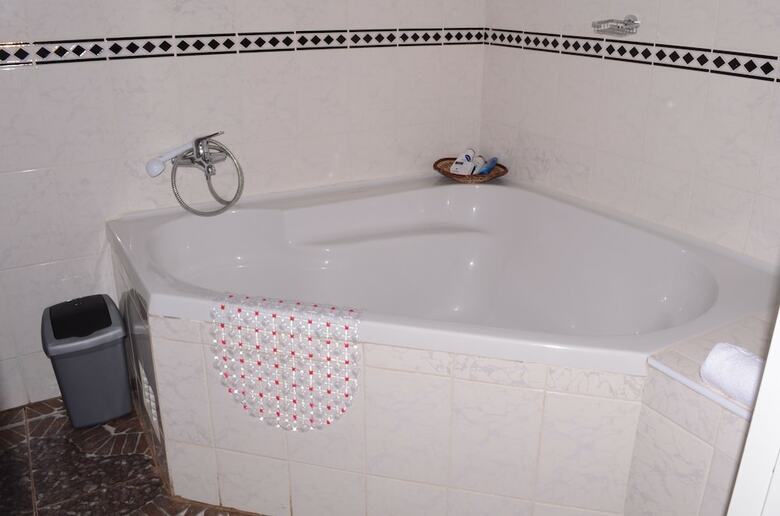 Hotel Inboundout Guest House