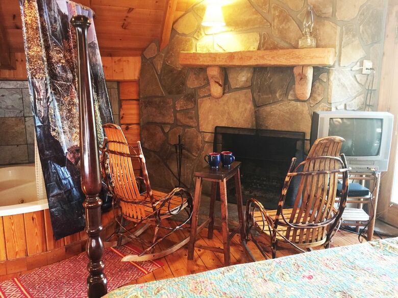 Bed & Breakfast Gatlinburg Adventure Cabins