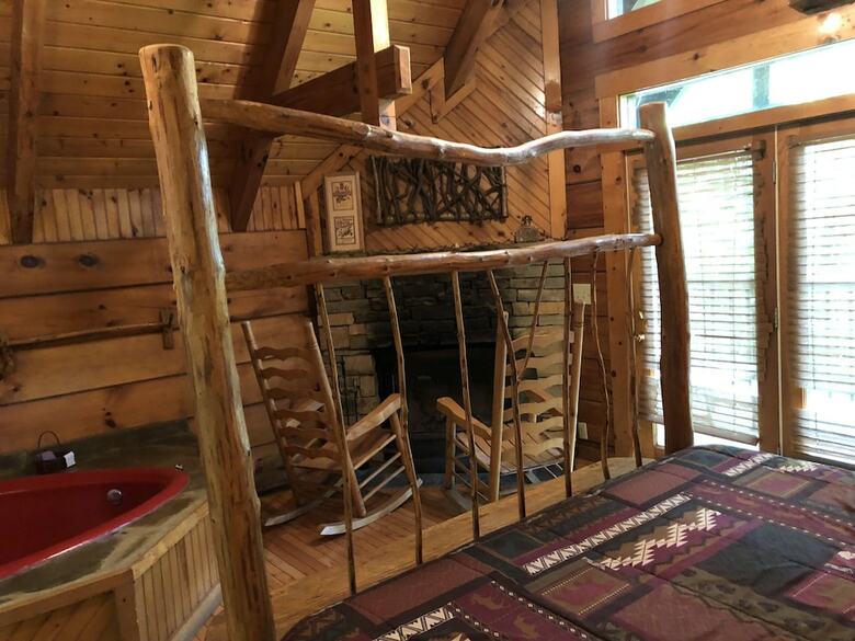 Bed & Breakfast Gatlinburg Adventure Cabins