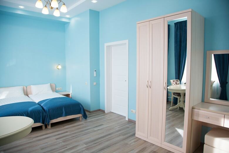 Leto Apartments