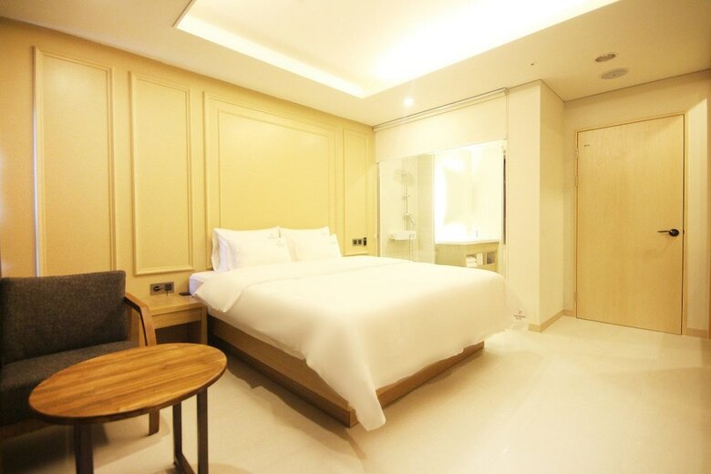 Time Square Hotel