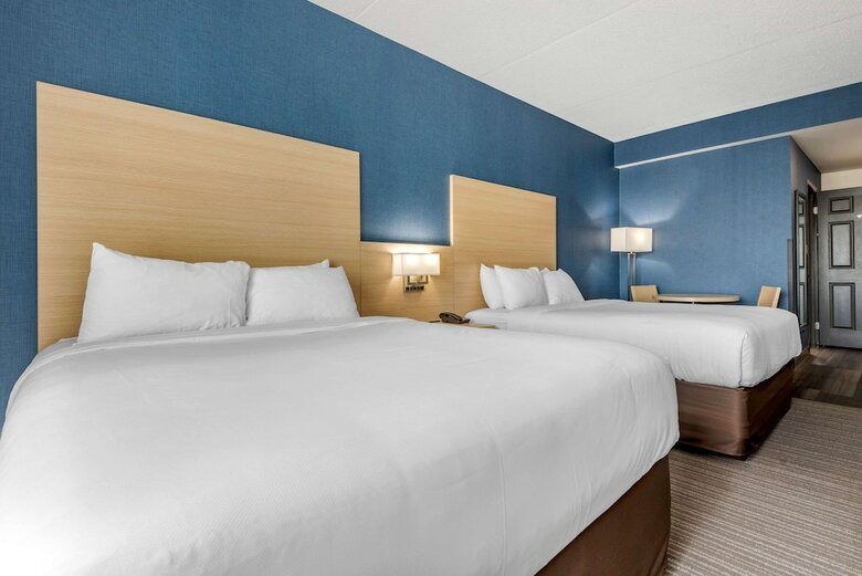 Hotel Quality Inn & Suites