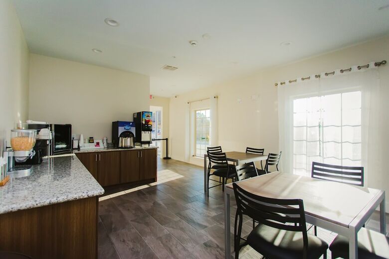 Motel Scottish Inns & Suites Atascocita