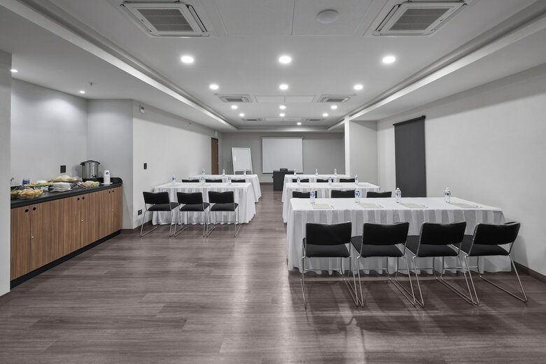 Hotel City Express Monterrey Lindavista