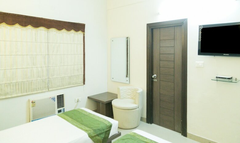 Hotel Treebo Maniram Palace