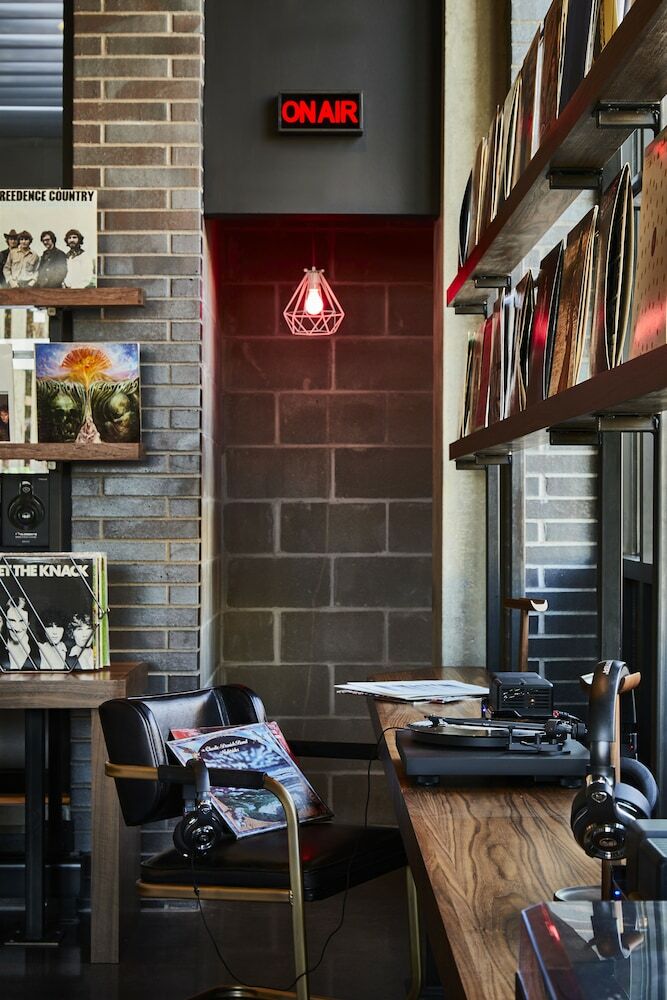 Hotel Moxy Minneapolis Uptown