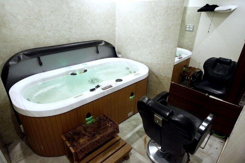 Hotel Oyo 9051 The Vedas