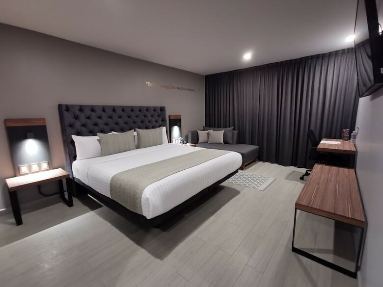 Hotel Bedford