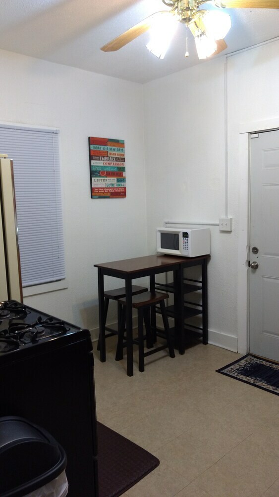 Apartamentos Beautiful Downtown Indy Guest Homes