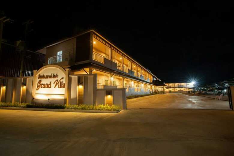 Hotel Chiang Kham Grand Villa