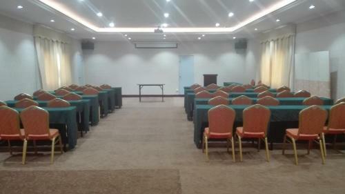 Vienna Hotel (jinzhou Branch)