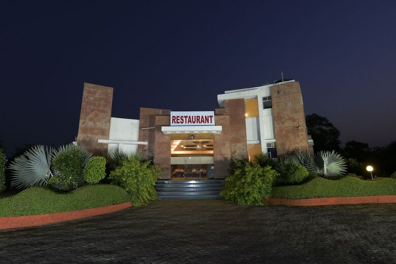 Hotel Shivam Resorts
