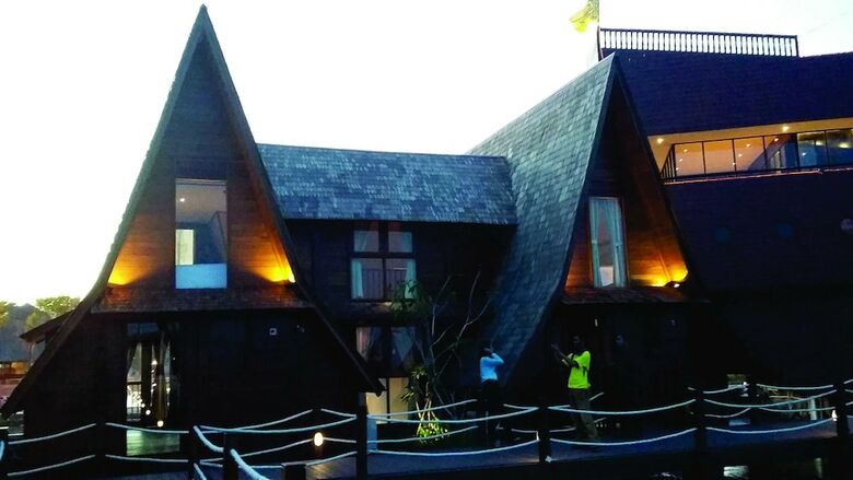 Hotel Cirebon Waterland