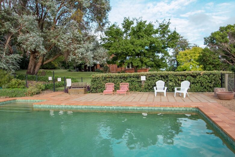 Hotel Stay In Mudgee