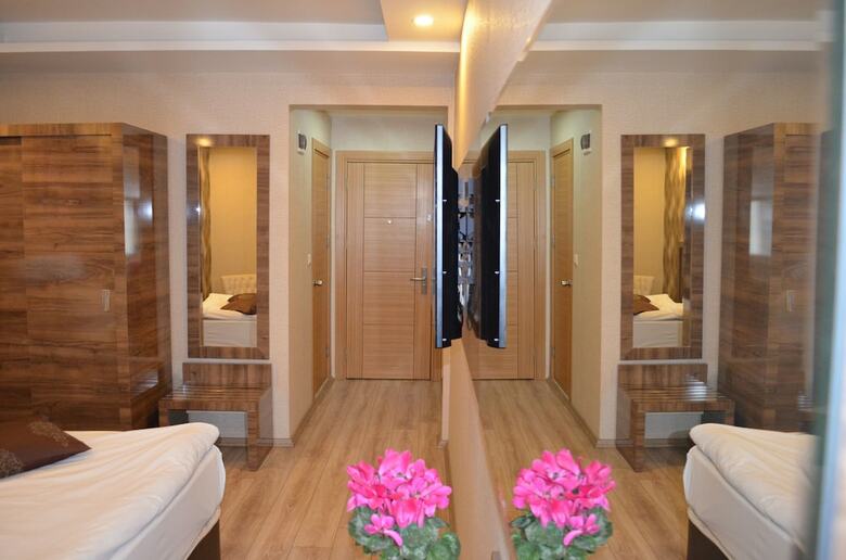 Hotel Otel Le Grand
