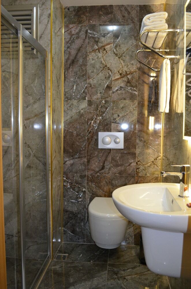 Hotel Otel Le Grand