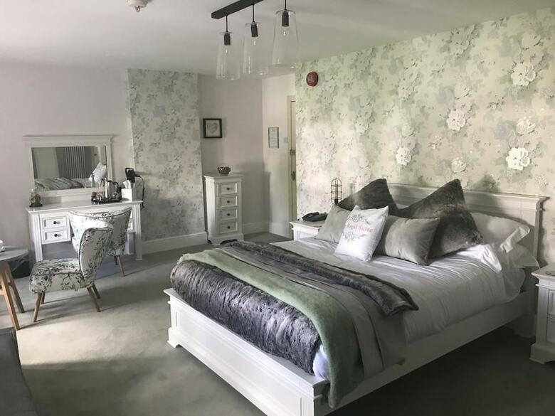 The Great House Hotel & Restaurant