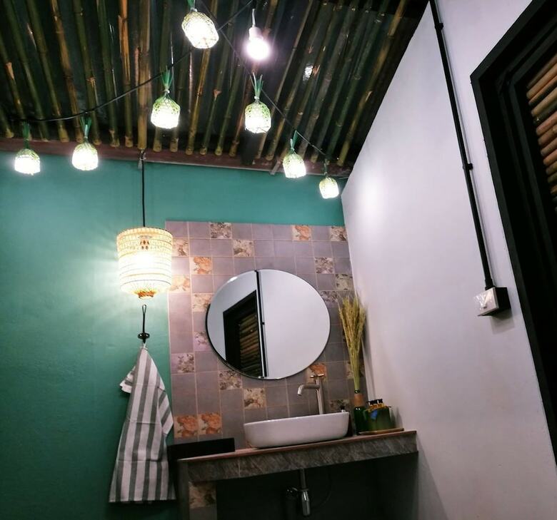 Hotel I-dna Phanatnikhom Hometel