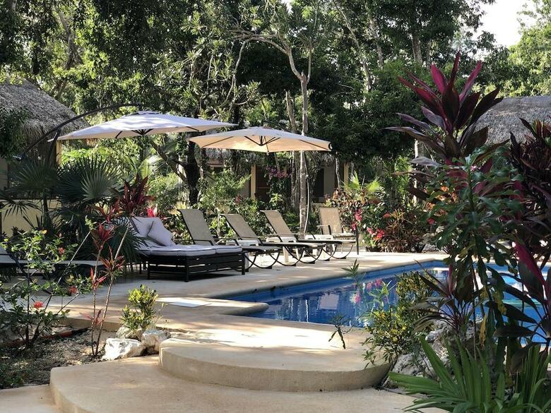 Hotel Maya Eco Village