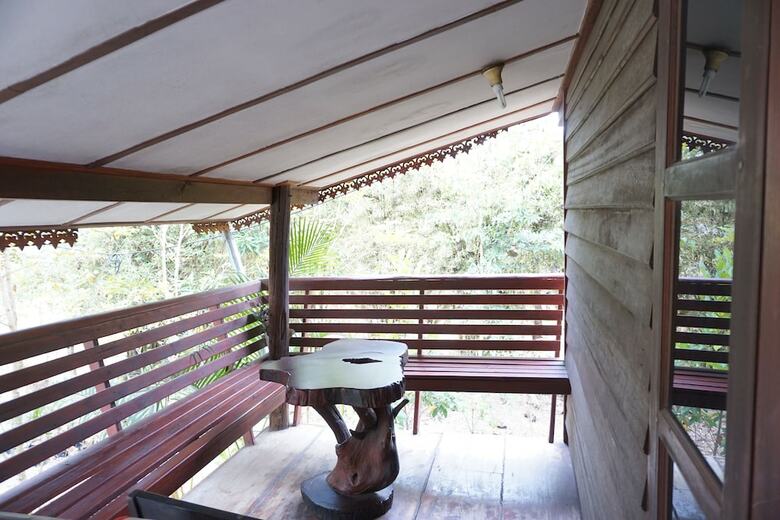 Hotel Khontong Resort