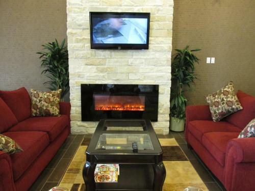 Hotel Sigma Inn & Suites