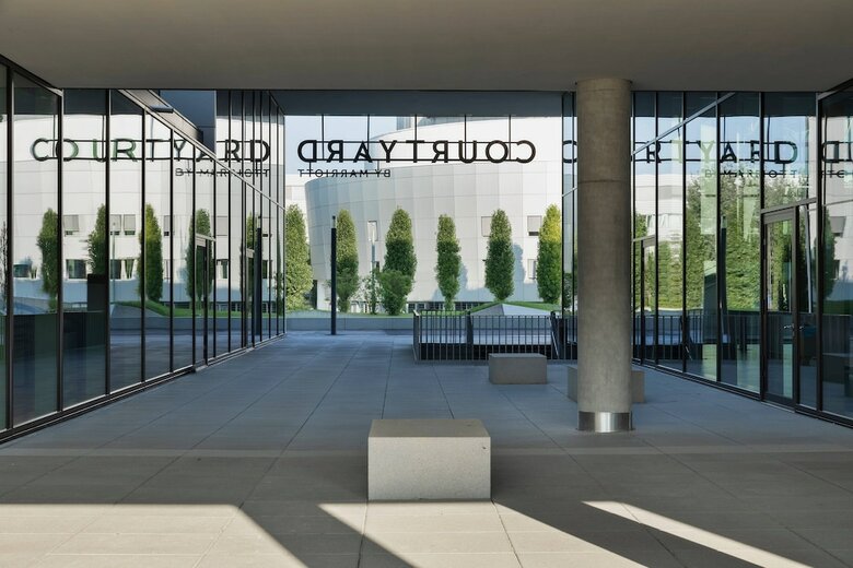 Hotel Courtyard By Marriott Munich Garching