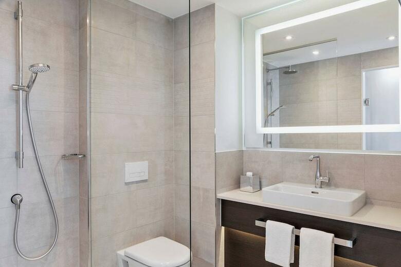 Hotel Courtyard By Marriott Munich Garching